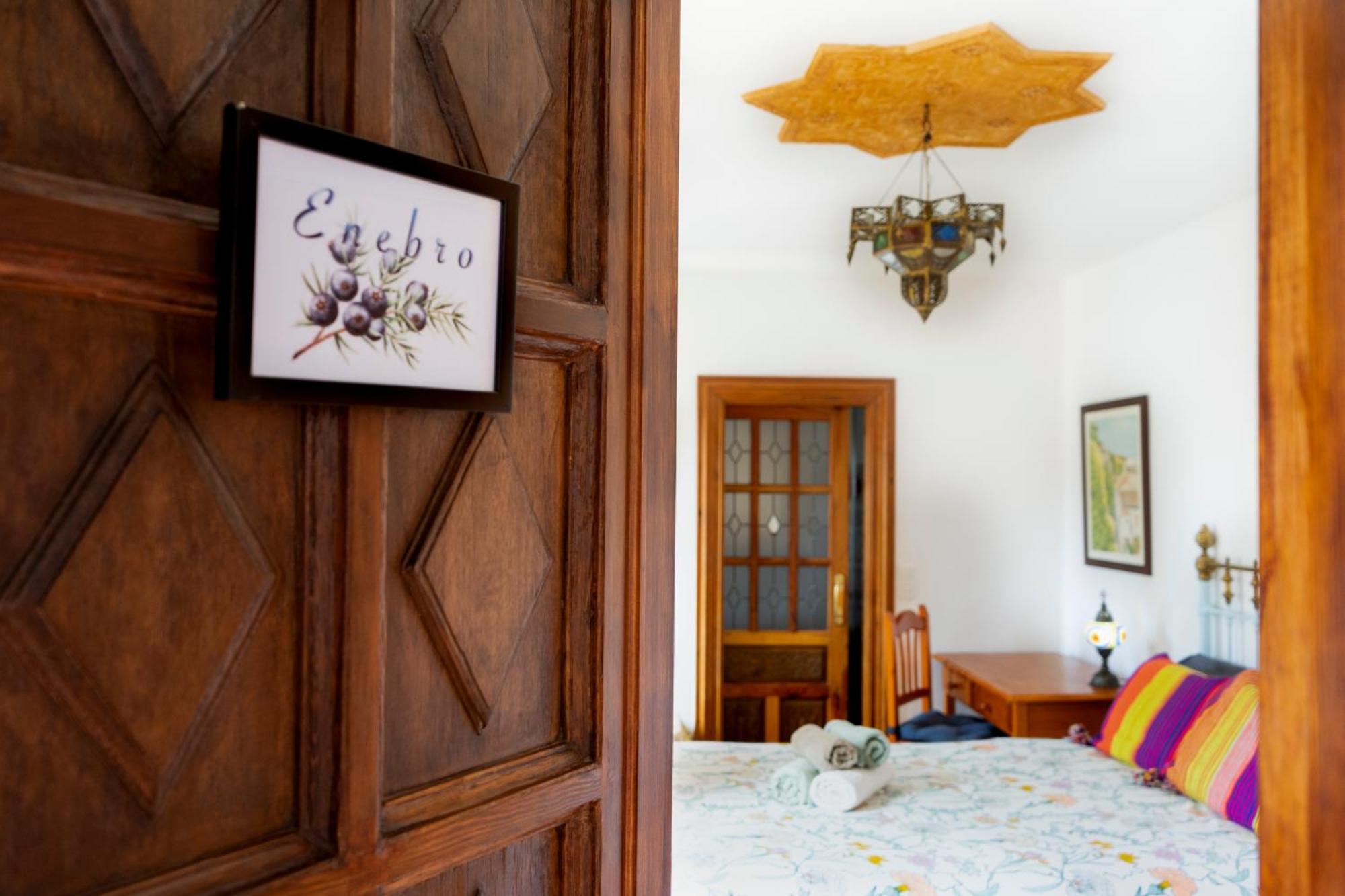 Oripando Private Rooms Granada Exterior photo