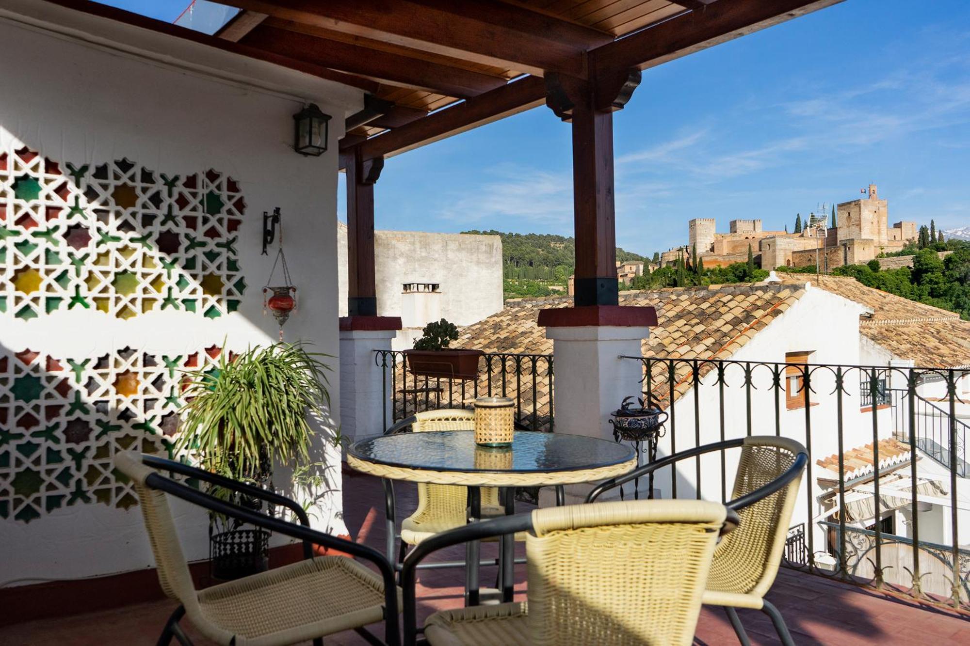 Oripando Private Rooms Granada Exterior photo