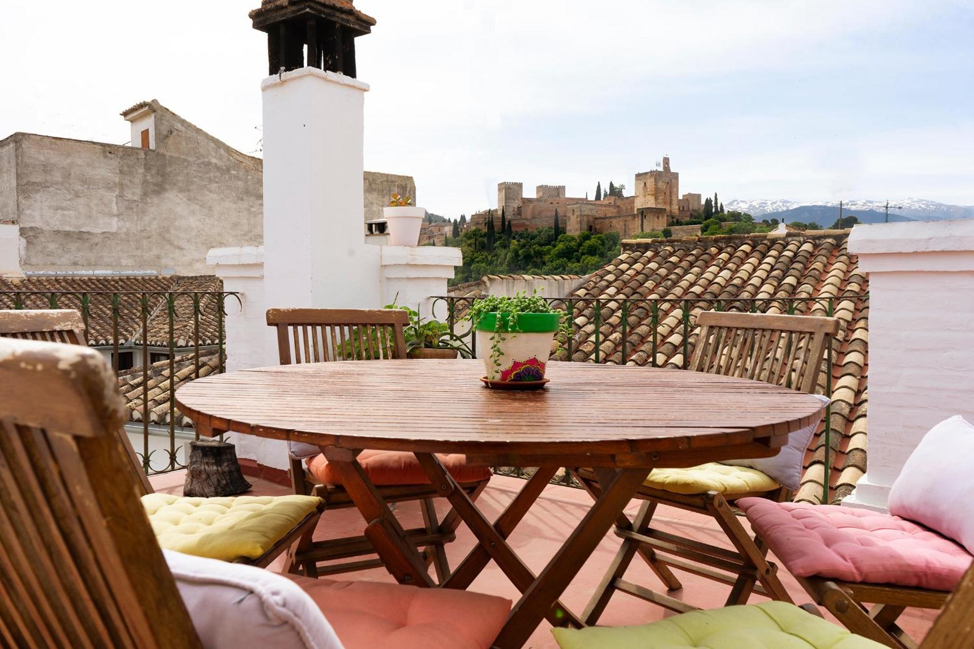 Oripando Private Rooms Granada Exterior photo